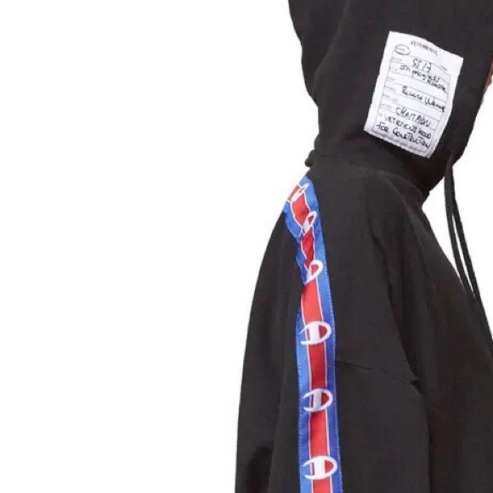 VETEMENTS x CHAMPION WIP Hoodie
